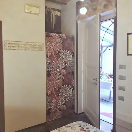 Cortiletto D'alba Con Ristorante Vendégház 3*