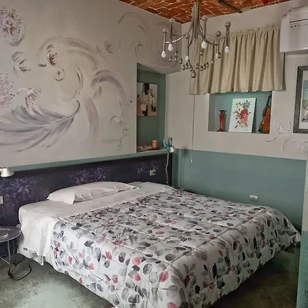 Cortiletto D'alba Con Ristorante 3* Alba (Piedmont)