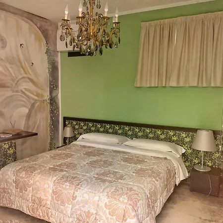 Vendégház Cortiletto D'alba Con Ristorante Alba