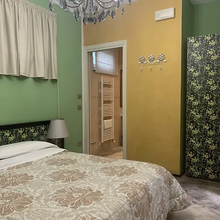 Cortiletto D'alba Con Ristorante Gæstehus 3*