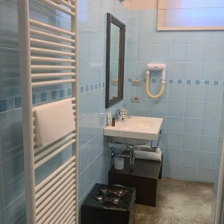 Cortiletto D'alba Con Ristorante Guest house
