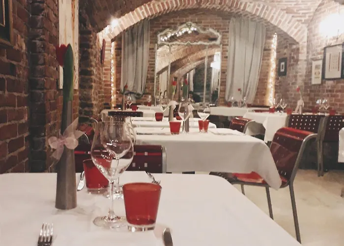 Cortiletto D'alba Con Ristorante Casa de hóspedes Alba (Piedmont)