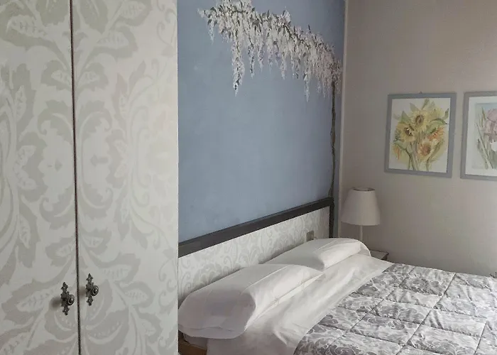 Cortiletto D'alba Con Ristorante Casa de hóspedes Alba (Piedmont)
