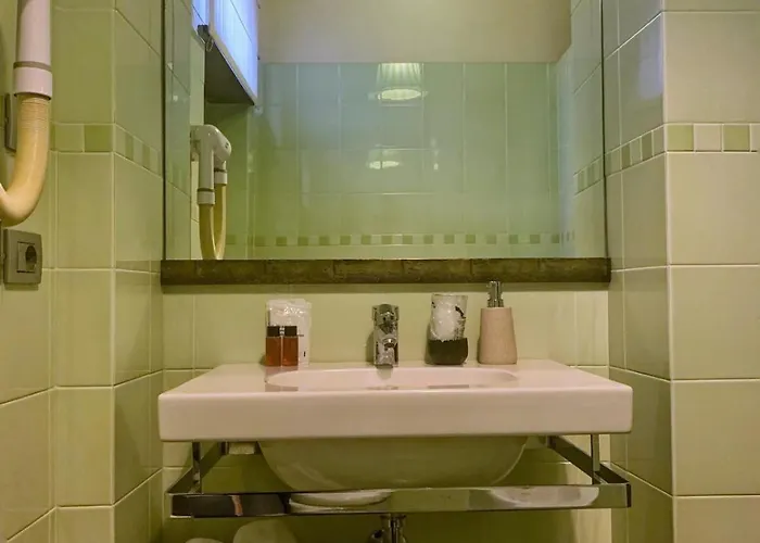 Cortiletto D'alba Con Ristorante