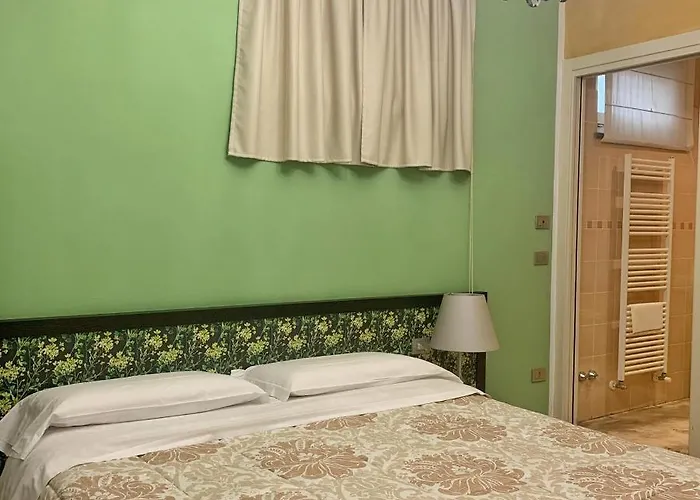 Guest house Cortiletto D'alba Con Ristorante 3*