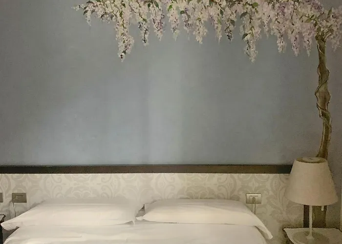 Cortiletto D'alba Con Ristorante Casa de hóspedes